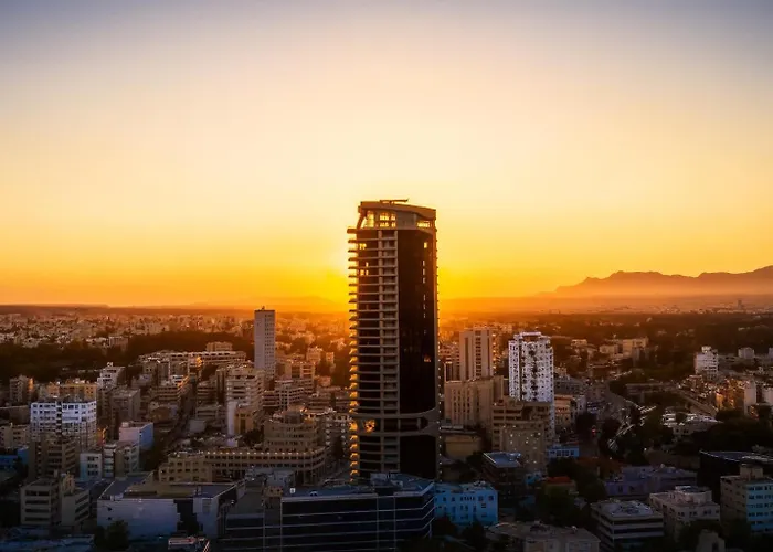 Διαμέρισμα Skyhigh 360 Gym & Pool *